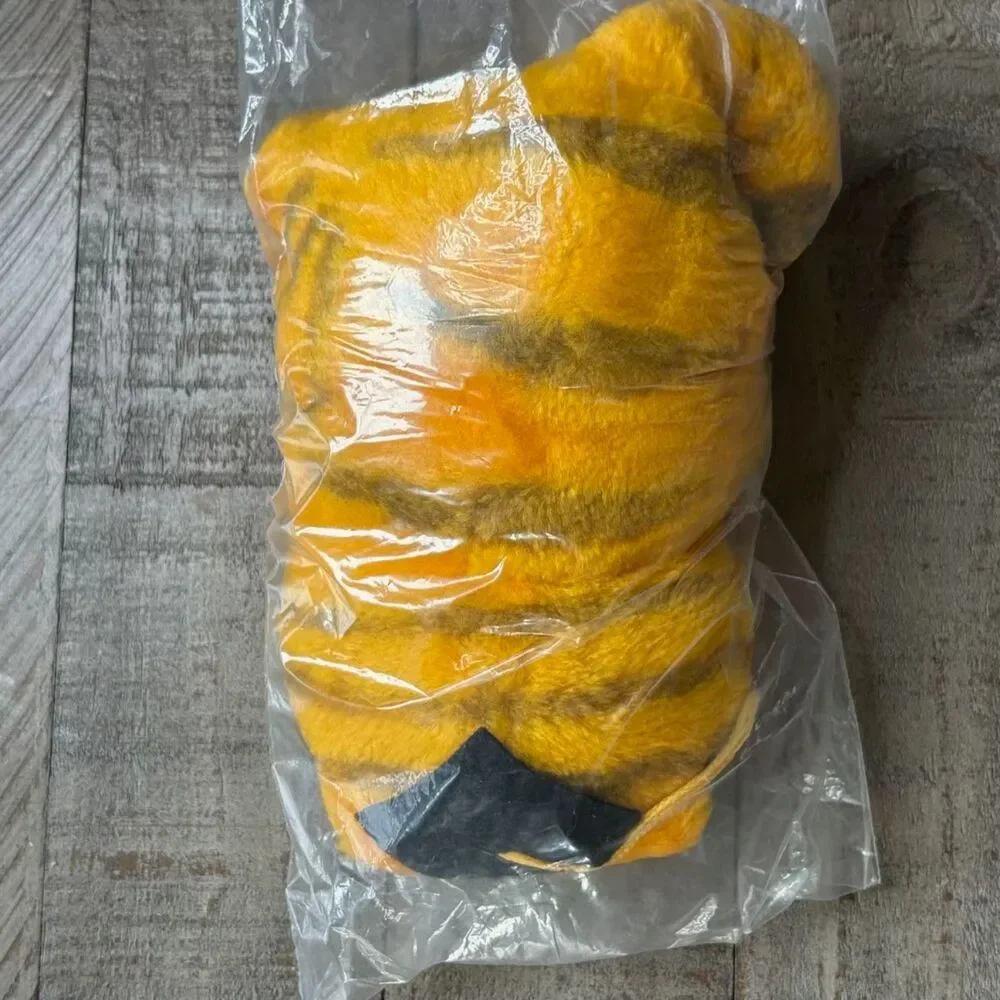 Vintage 1981 GARFIELD Graduation Cap Stuffed 6